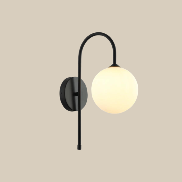 Lamp. Pared negra